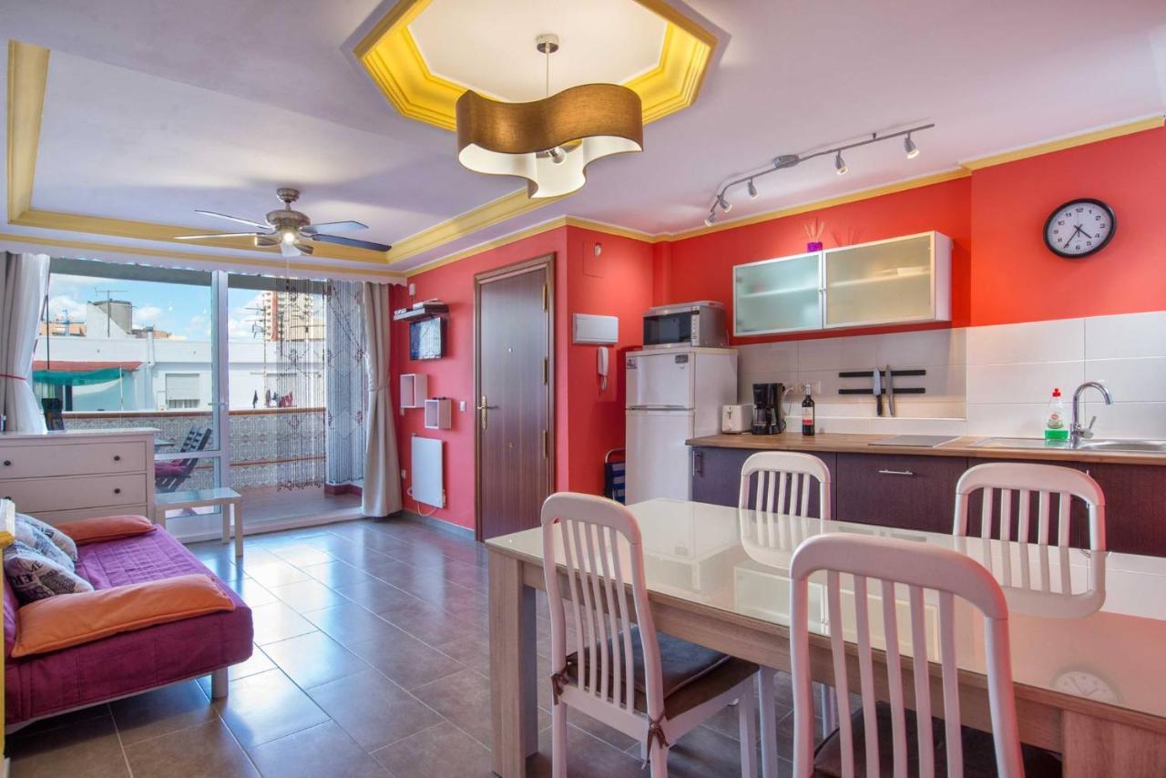 Penthouse In Old Town, 100M From The Beach 푸엔히롤라 외부 사진