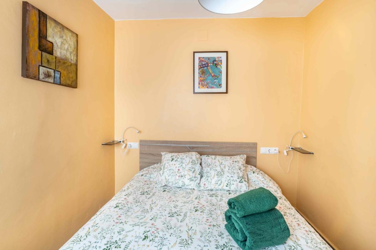 Penthouse In Old Town, 100M From The Beach 푸엔히롤라 외부 사진