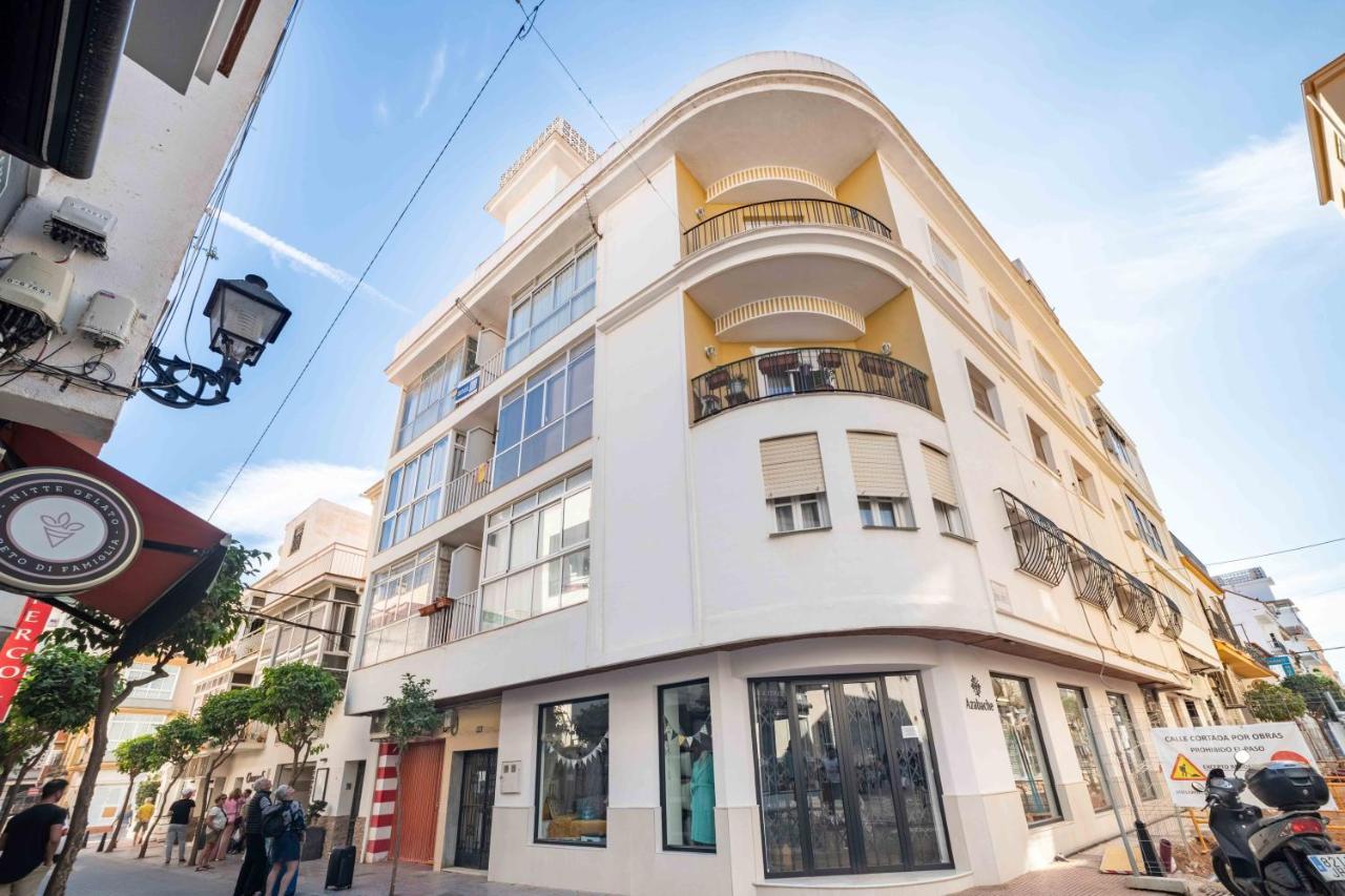 Penthouse In Old Town, 100M From The Beach 푸엔히롤라 외부 사진