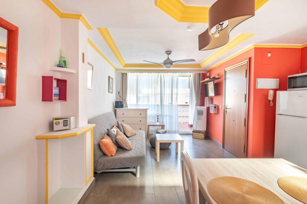 Penthouse In Old Town, 100M From The Beach 푸엔히롤라 외부 사진