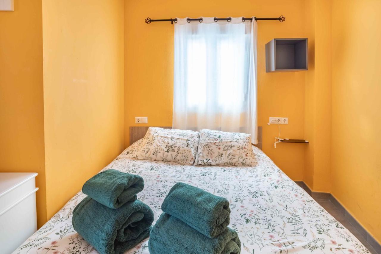 Penthouse In Old Town, 100M From The Beach 푸엔히롤라 외부 사진