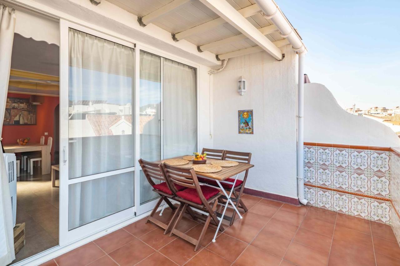 Penthouse In Old Town, 100M From The Beach 푸엔히롤라 외부 사진