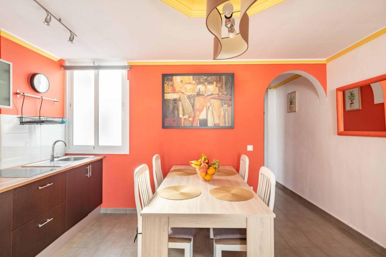 Penthouse In Old Town, 100M From The Beach 푸엔히롤라 외부 사진